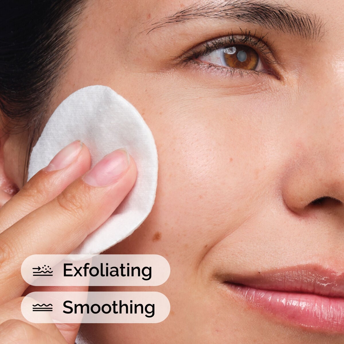 glycolic-acid-7-exfoliating-toner-y1 ord-glycolic-acid-exfoliating-toner-model-application-with-benefits.jpg